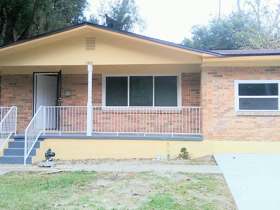 1st image of 1577 W 29th St
