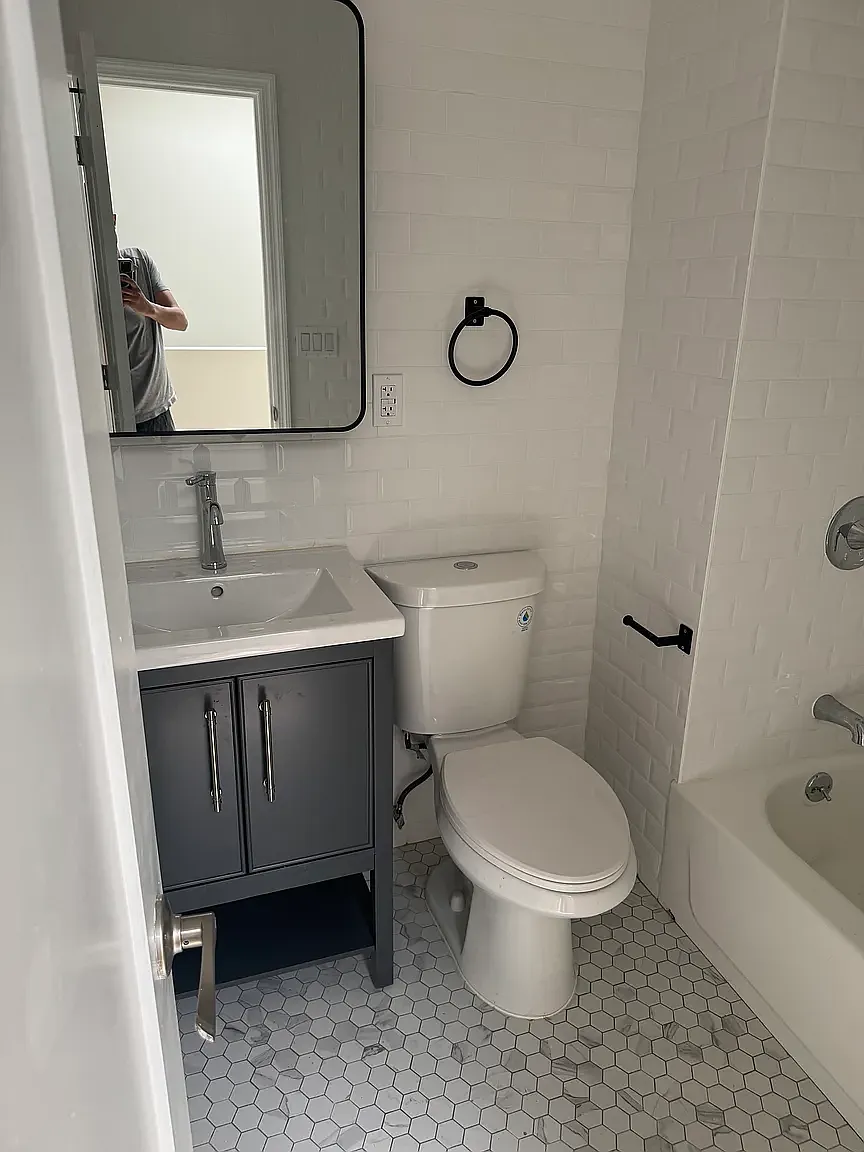 1611 Taylor Avenue — Photo 4