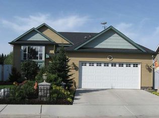 1611 N Tschirley Ln, Greenacres, WA 99016