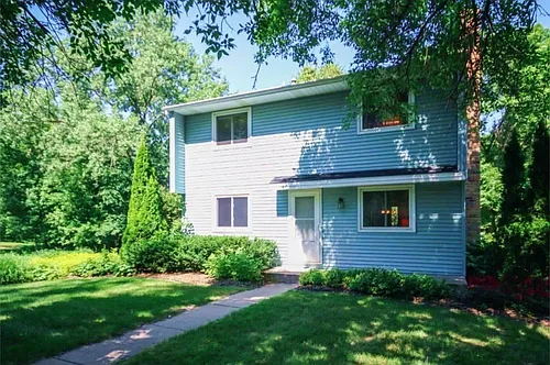 1132 Benton Way Photo 1