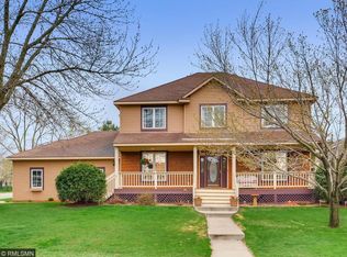 9351 Hillside Trl S, Cottage Grove, MN 55016