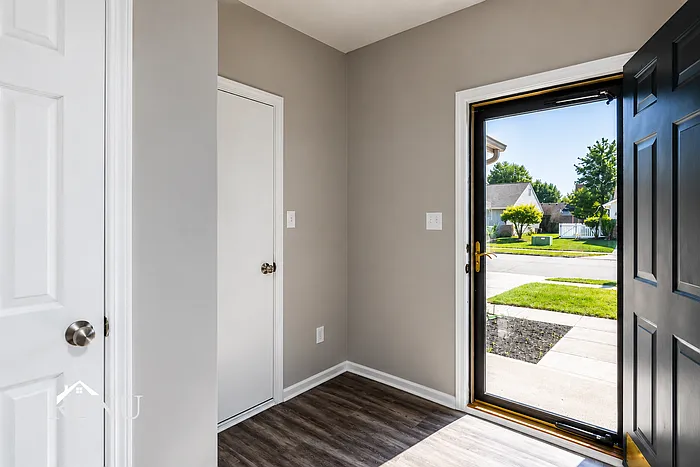 2710 Lucas Dr — Photo 18