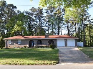 925 Rowland Rd, Stone Mountain, GA 30083