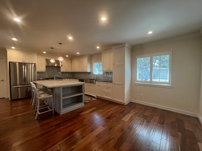 55 W Arthur Ave — Photo 28