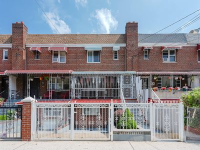 767 E 230th St, Bronx, NY, 10466