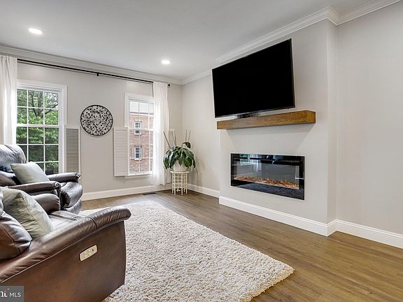 4th image of 5935 Woodfield Estates Dr