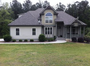 348 Austin Storey Cir, Newnan, GA 30263