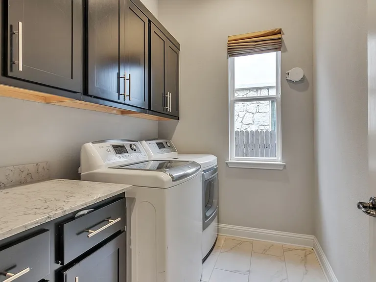 7100 Trissino Dr — Photo 28