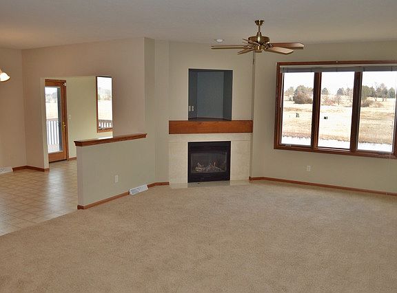 2nd image of 337 Armadale Way