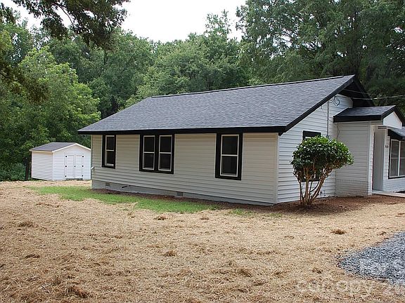 4th image of 24674 Saint Martin Rd