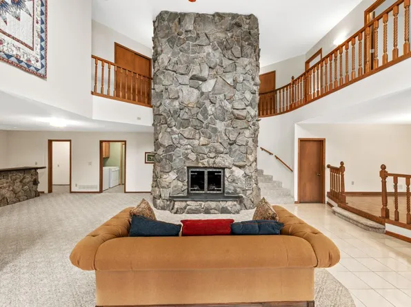 W332S3781 Lilac COURT, Dousman, WI 53118