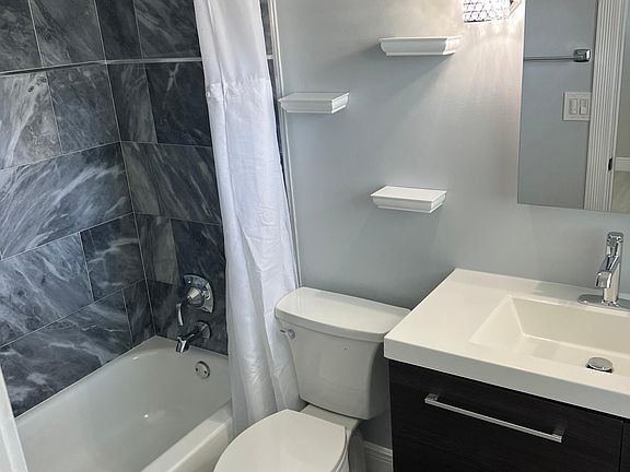 3rd image of 3468 NE 17th Ave #1