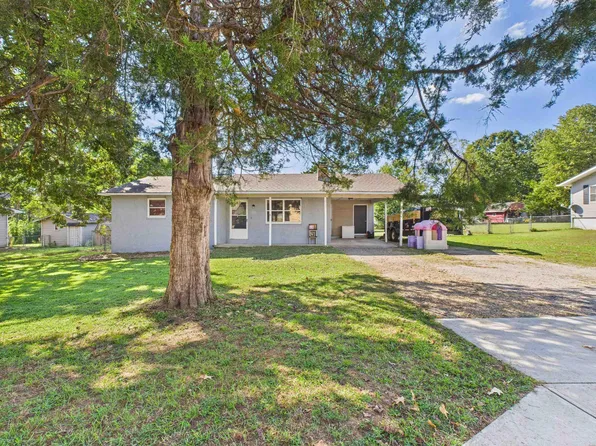 412 Cooper St, Mountain Home, AR 72653