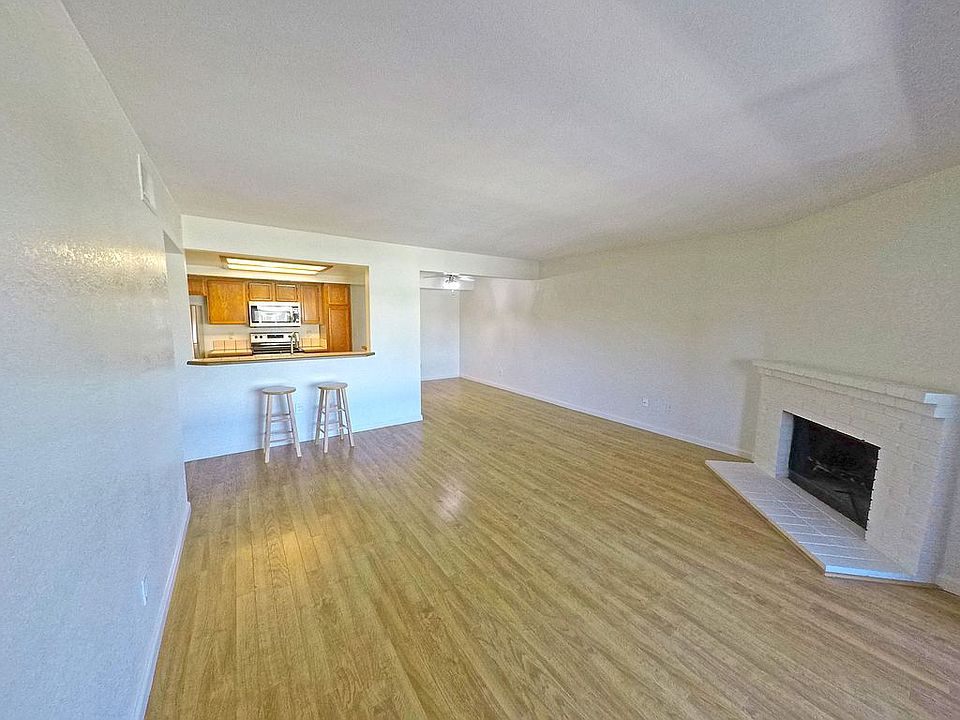 Living room with fireplace