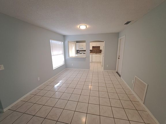 4th image of 5308 Lonesome Dove Dr