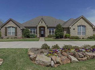 1905 Thornbrooke Blvd, Edmond, OK 73013