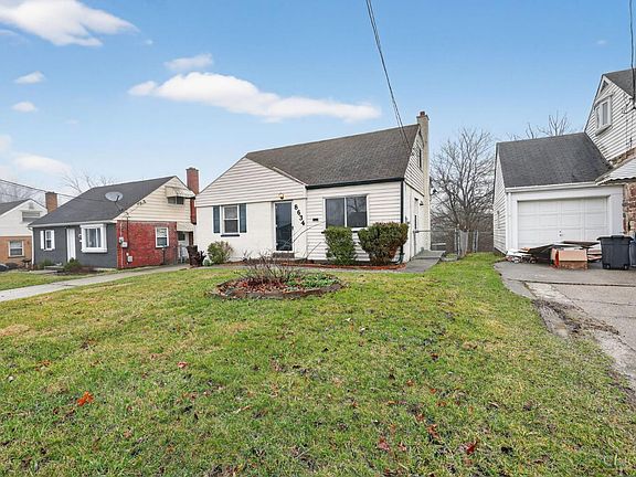 3rd image of 8634 Daly Rd