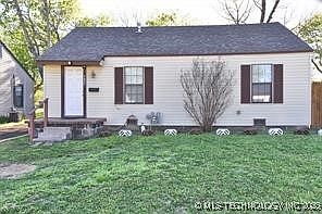 1st image of 4827 S 35th Ave W