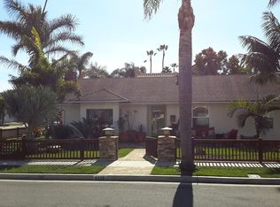 8222 Seabird Cir, Huntington Beach, CA 92646