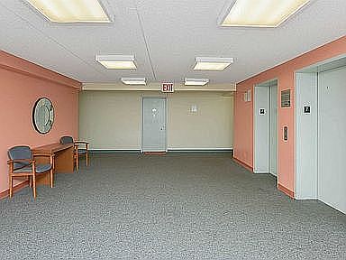 5th image of 7914 Rockaway Beach Blvd #2P