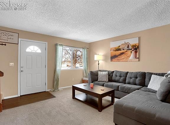 5th image of 4477 Berryknoll Dr
