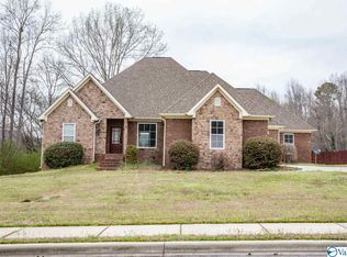 1015 Kennedy Cir, Scottsboro, AL 35768