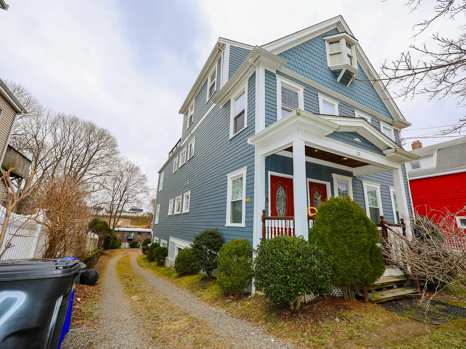 127 Nonantum St — Photo 3
