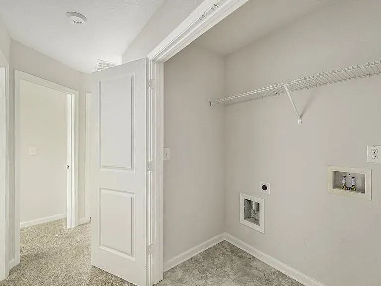 489 Samara Ct S — Photo 20