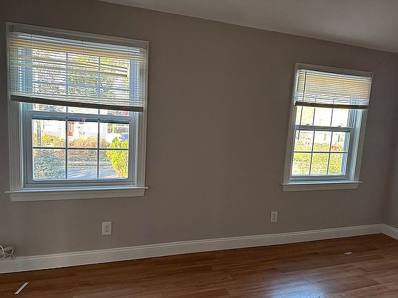 5th image of 3313 Groveton St