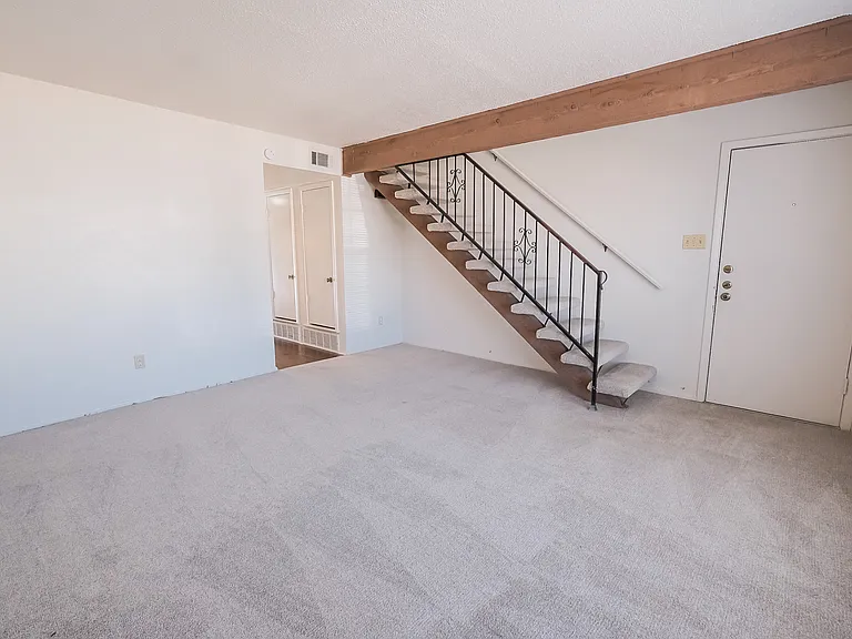 6321 Granbury Rd — Photo 12