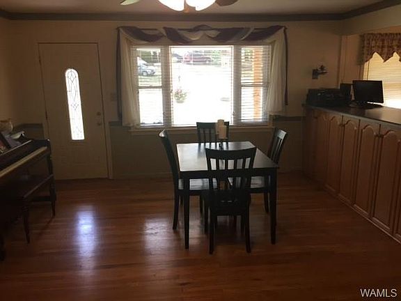 3rd image of 5115 Northcrest Dr