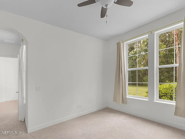 128 Payasada Oaks Trl — Photo 27