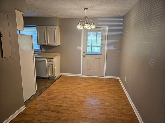 5th image of 1666 Foxhaven Dr #1