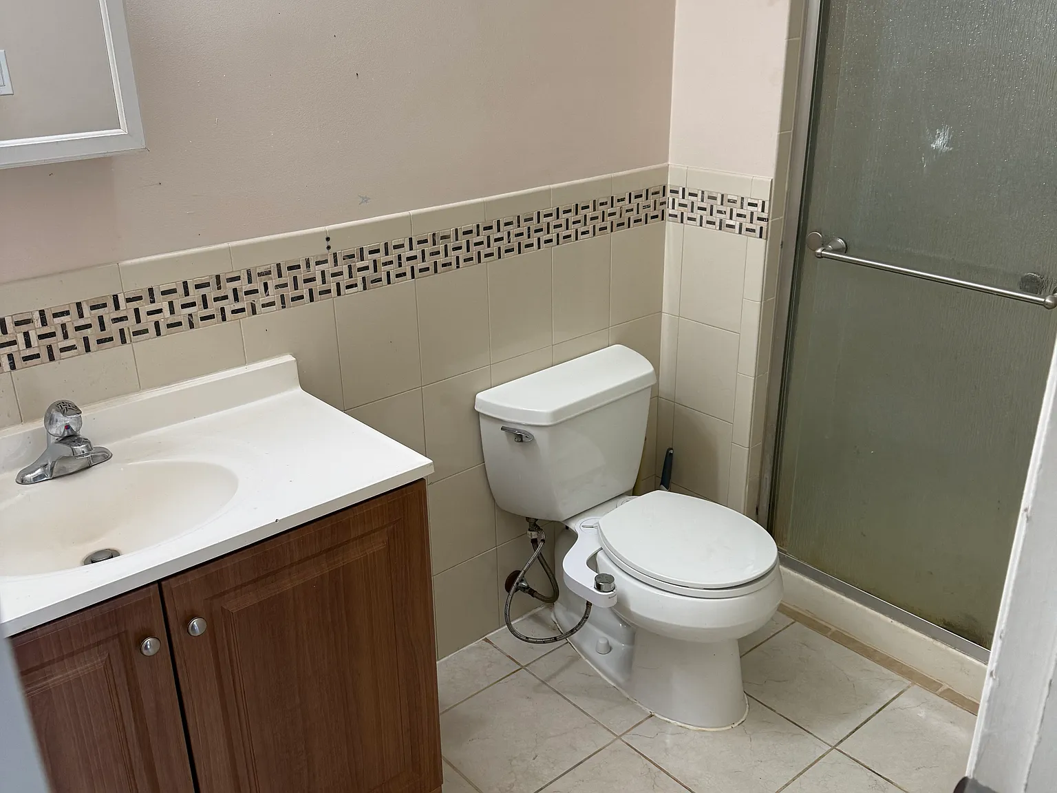 3 bed, 1624 sqft, $3,000 — Photo 3