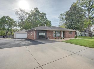 7 Bluff Ct, Fairview Heights, IL 62208