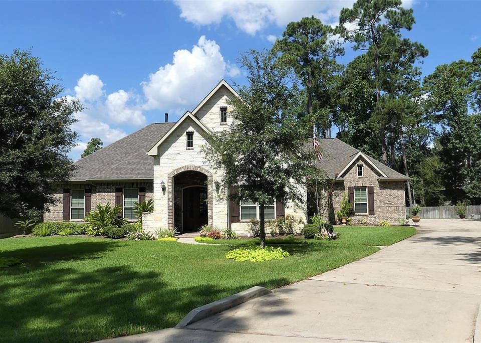 1st image of 819 Woodland Ct