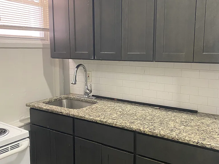 7022 Woodland Ave #A — Photo 13
