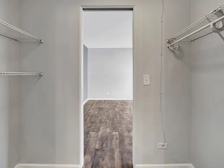 6007 N Kenmore Ave — Photo 17
