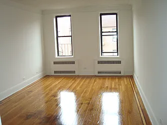 Rented by Realty 2000 Corp