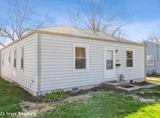 2621 E 16th St, Des Moines, IA 50316
