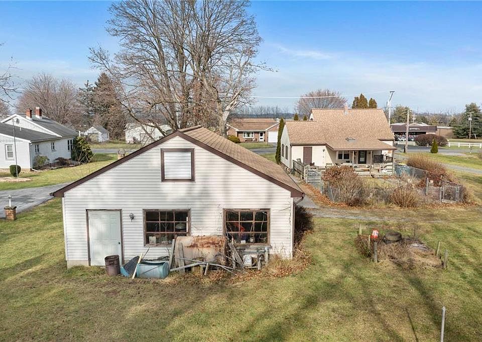 4950 Buckeye Rd, Emmaus, PA 18049 Zillow