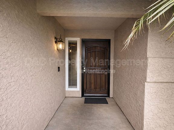 2nd image of 3371 N Forestiere Ave