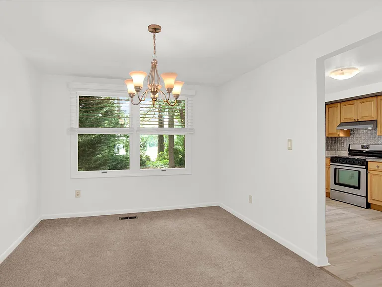 634 Bay Green Dr — Photo 10