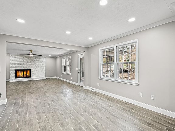 5th image of 115 Oglewood Dr