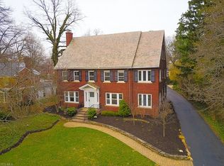 20011 Malvern Rd, Shaker Heights, OH 44122