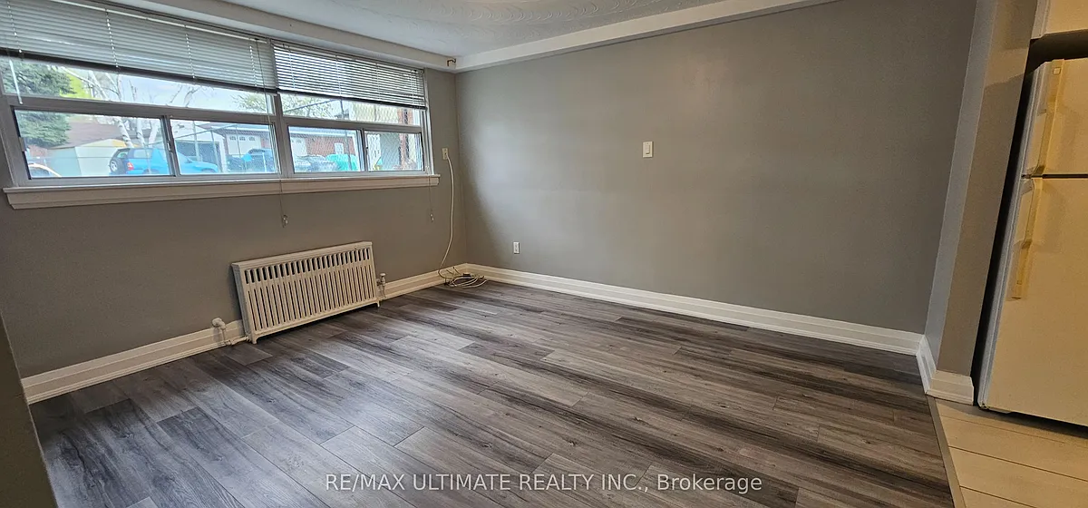 Building Photo - 18 Avon Dr #BASEMENT