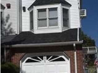 151 Delaware Ave, Staten Island, NY 10304