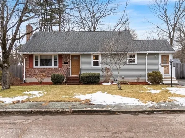93 Patricia Ln, Weymouth, MA 02190