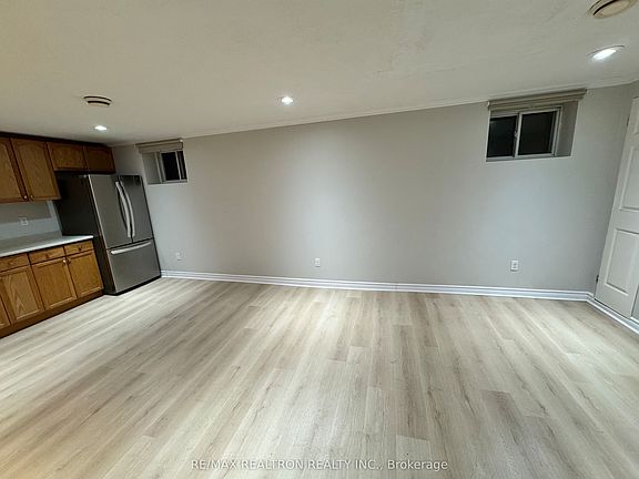 4th image of 168 Hodgson Dr