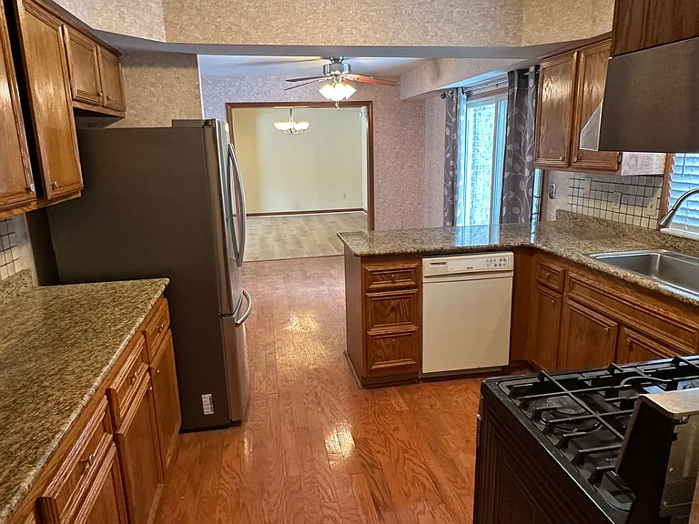 39227 Lorien Dr — Photo 5